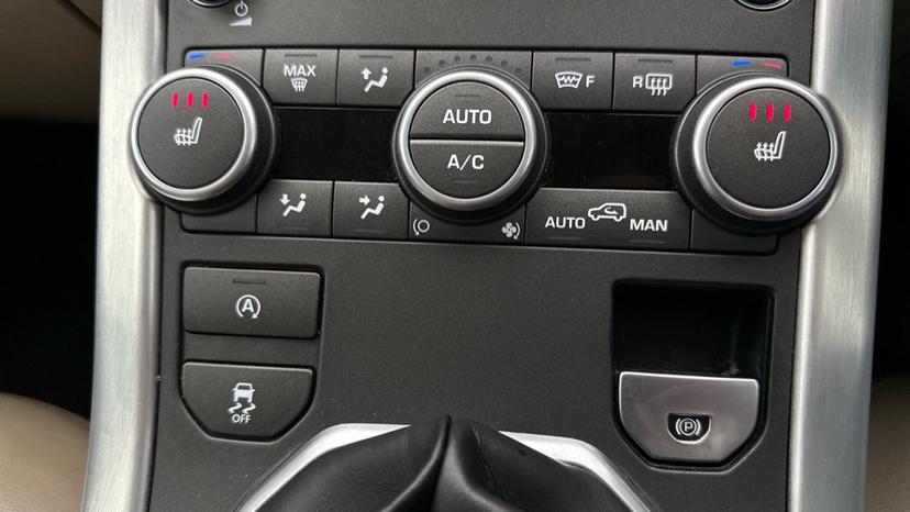 Air Conditioning /Dual Climate Control /Auto Stop/Start 