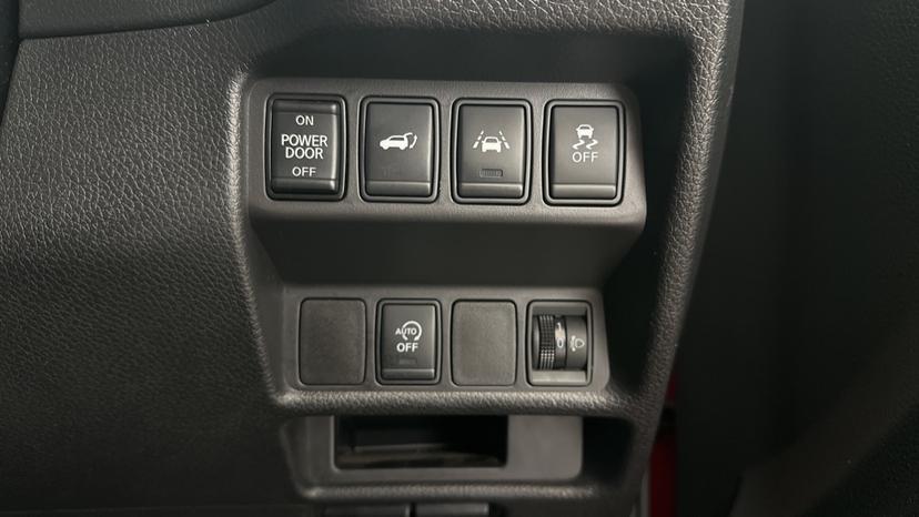 Electronic Boot / Lane Assist / Auto Stop/Start 