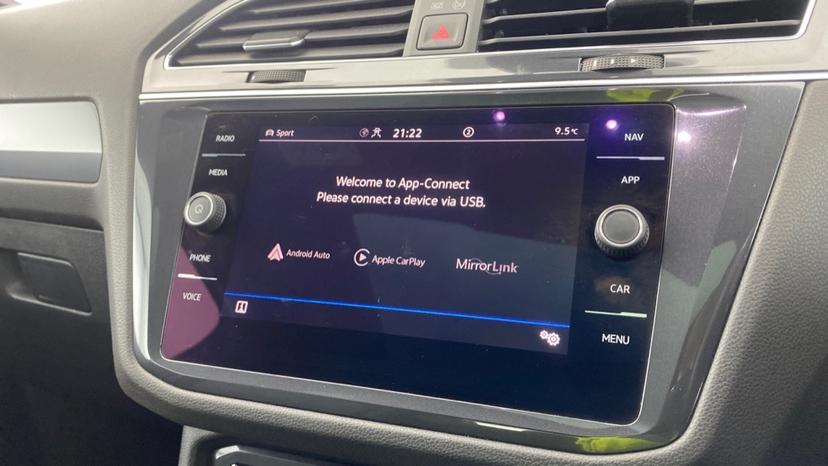 apple CarPlay and android auto 