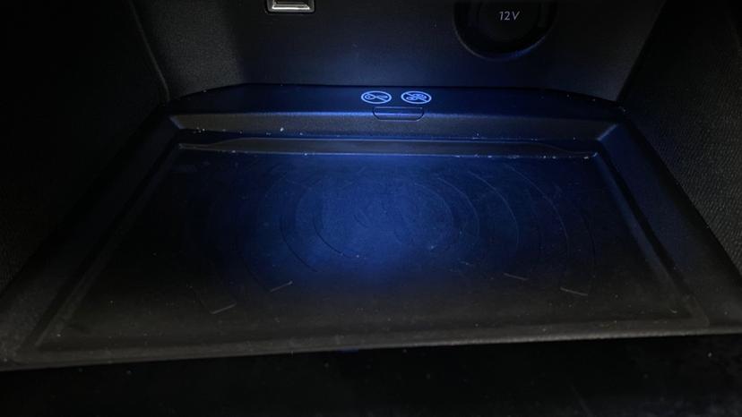 Wireless charger/Ambient lighting 