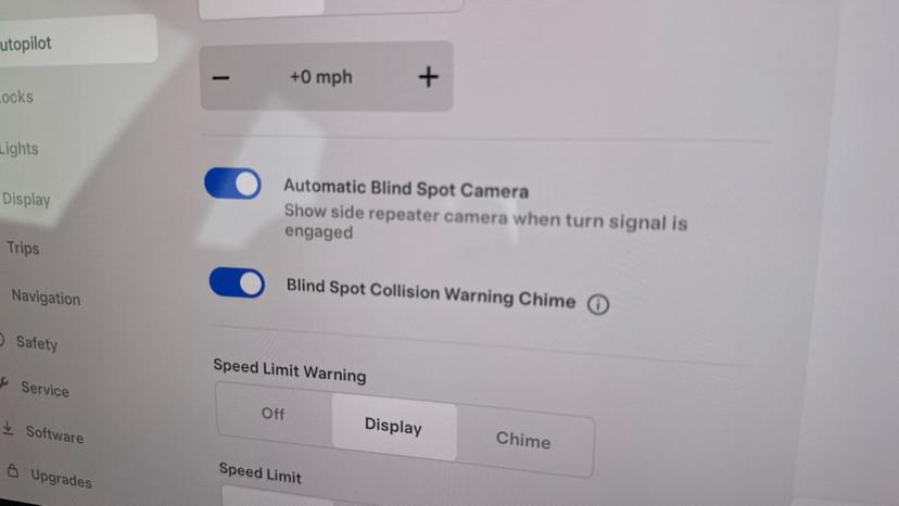 Blind spot monitoring system 