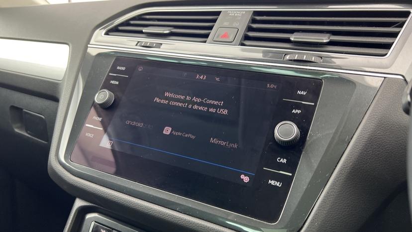 Android  auto and Apple CarPlay 