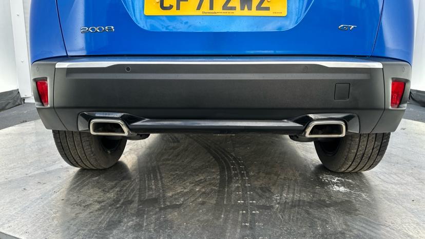 Chrome tipped exhaust 
