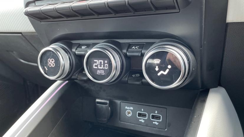 Electronic Climate Control 