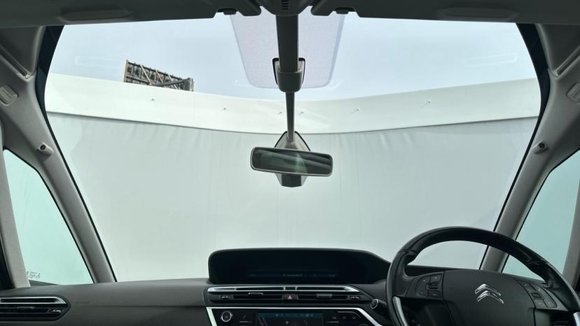 Panoramic windscreen 
