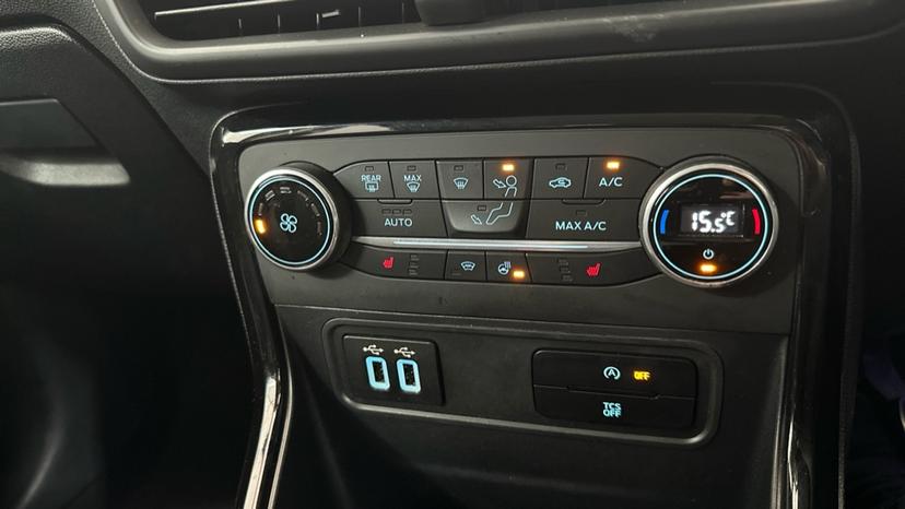 Air Conditioning /Heated Steering Wheel/Auto Stop Start /Heated Seat 