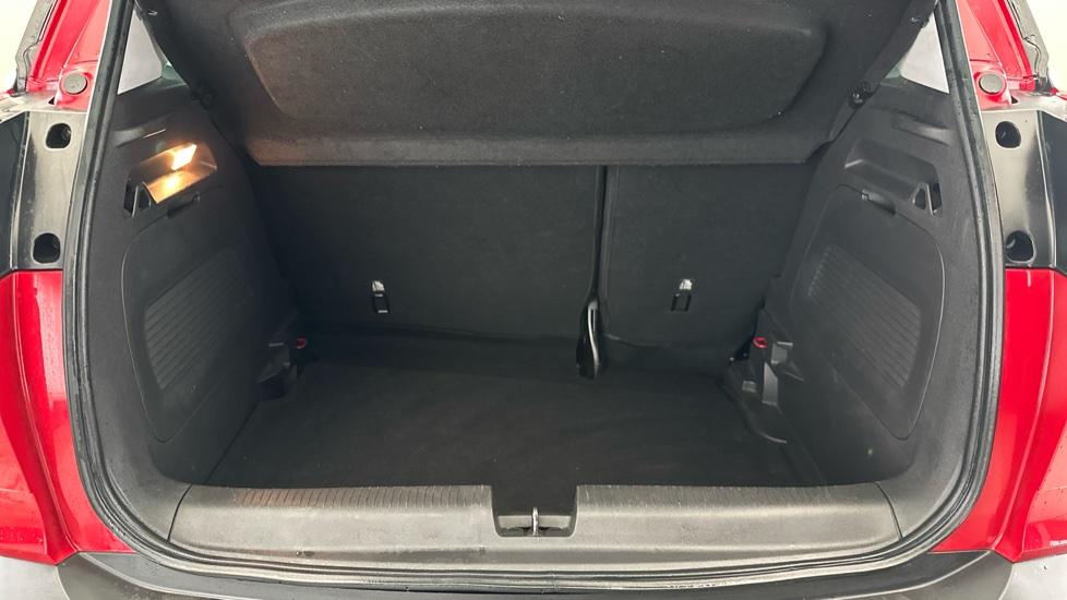 Used 2020 RED Vauxhall Crossland X 1 2 83 Griffin 5dr Start Stop used-2020-red-vauxhall-crossland-x-1-2-83-griffin-5dr-start-stop