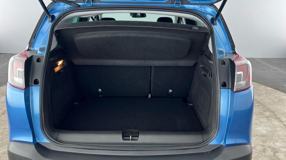 Used 2020 BLUE Vauxhall Crossland X 1 2T 130 Elite 5dr Start Stop used-2020-blue-vauxhall-crossland-x-1-2t-130-elite-5dr-start-stop